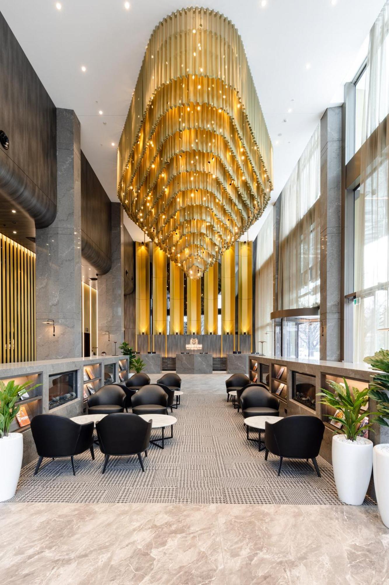 Meriton Suites Канберра Экстерьер фото The lobby of the hotel